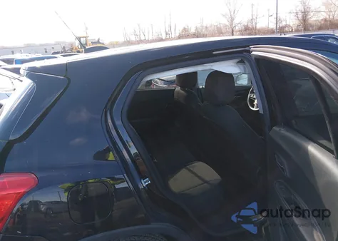 2021 Chevrolet Trax Fwd Ls из США, поврежденный, VIN KL7CJKSB2MB301607